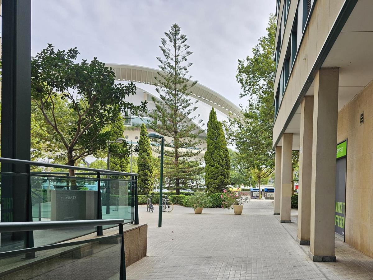 Apartamentos Las Ciencias R Valência Exterior foto